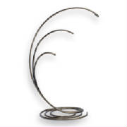 020triohangingstand.jpg